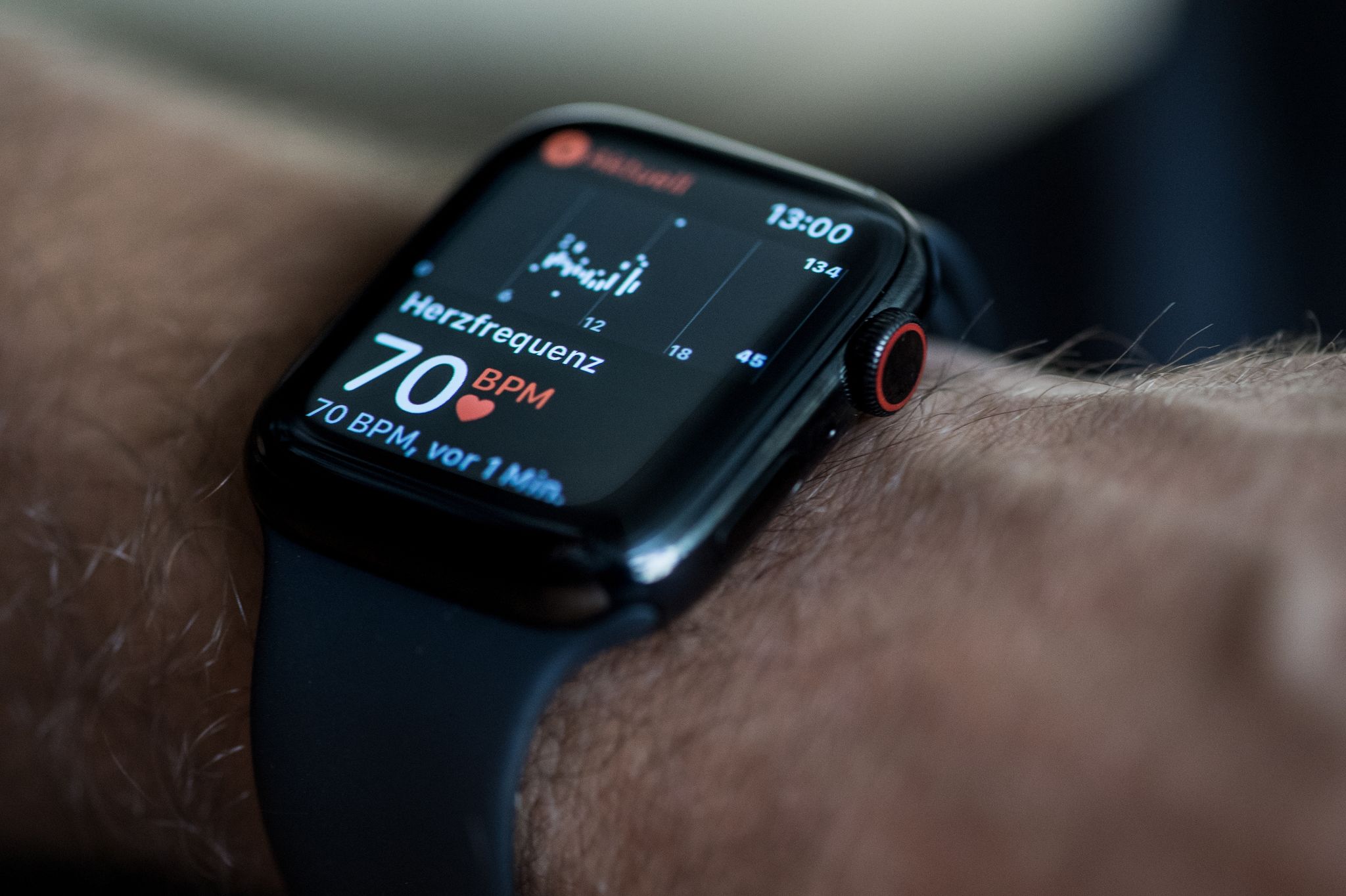 Viele Smartwatches messen über Infrarotlicht den Puls.