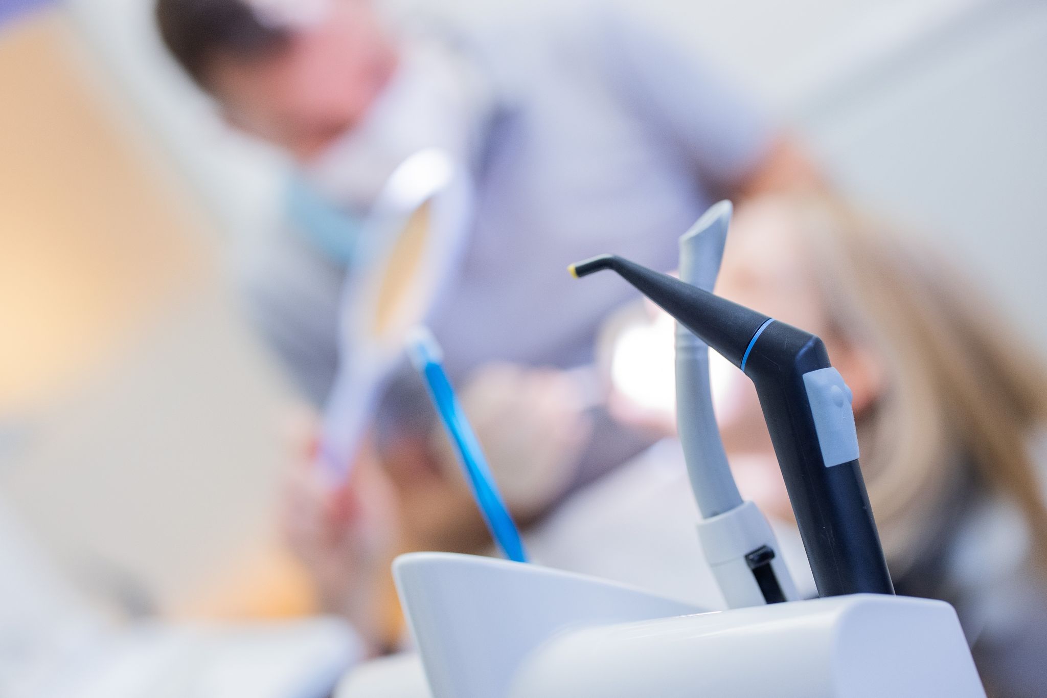 Zu einer guten Zahnreinigung gehört auch eine Anleitung des Patienten, seine Mundhygiene zu Hause kontinuierlich zu verbessern.