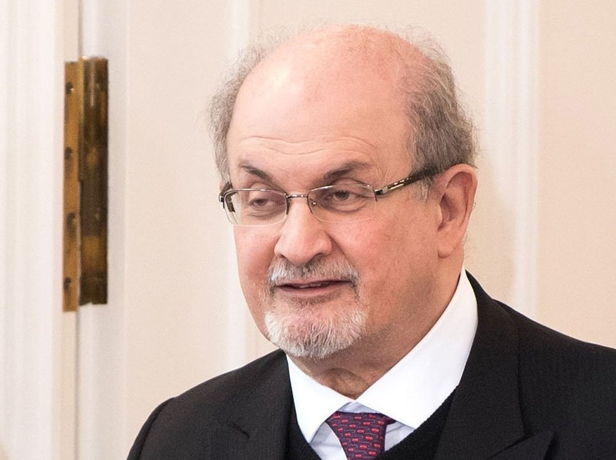 Zur Buchmesse hat sich der Schriftsteller Salman Rushdie angesagt.