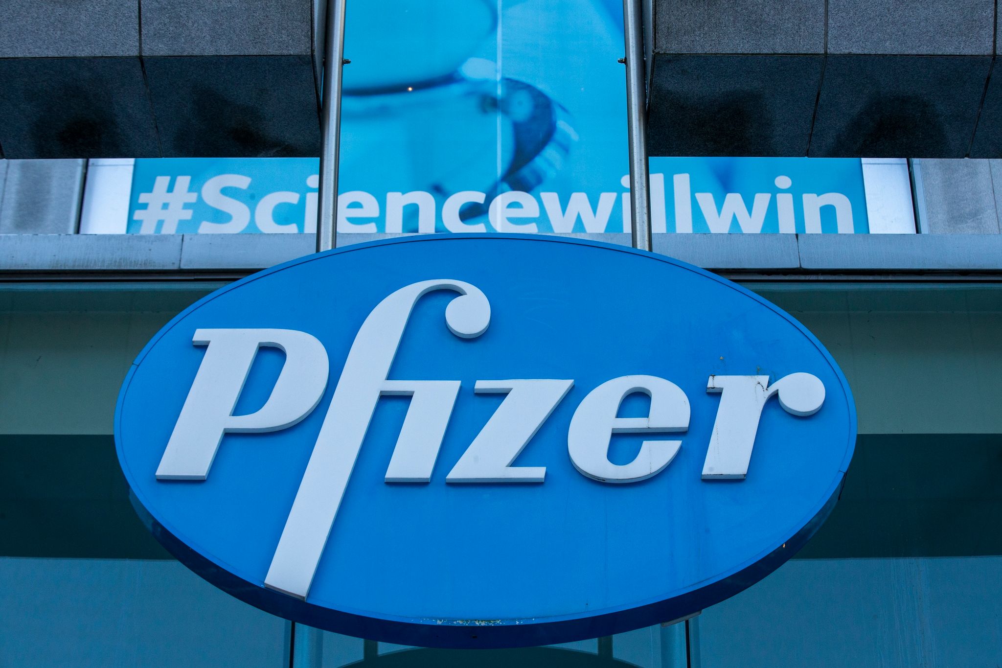 Das Logo des Pharma-Riesen Pfizer.