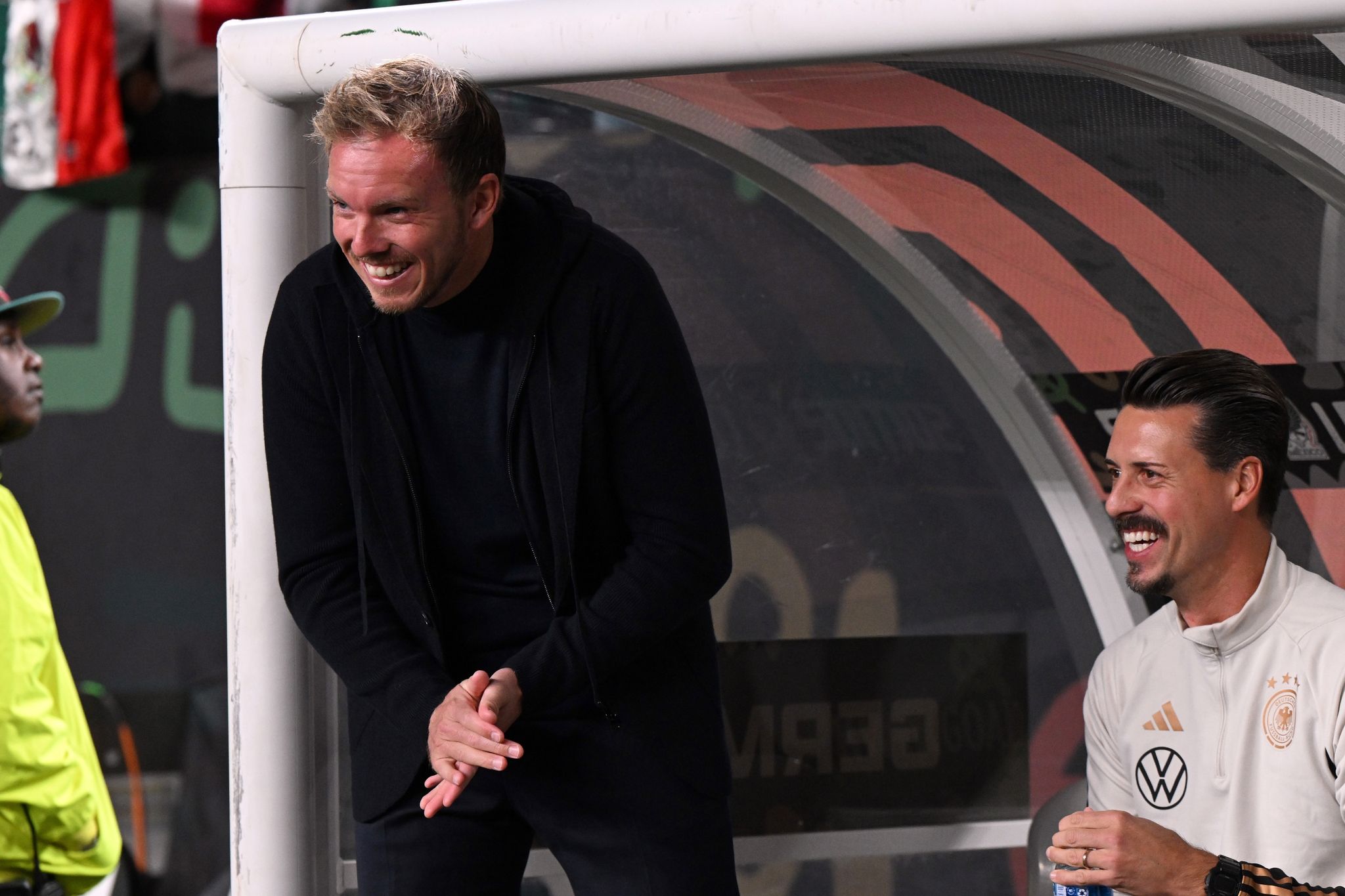 Hauchten der DFB-Elf wieder neues Leben ein: Bundestrainer Julian Nagelsmann (l) und Co-Trainer Sandro Wagner.