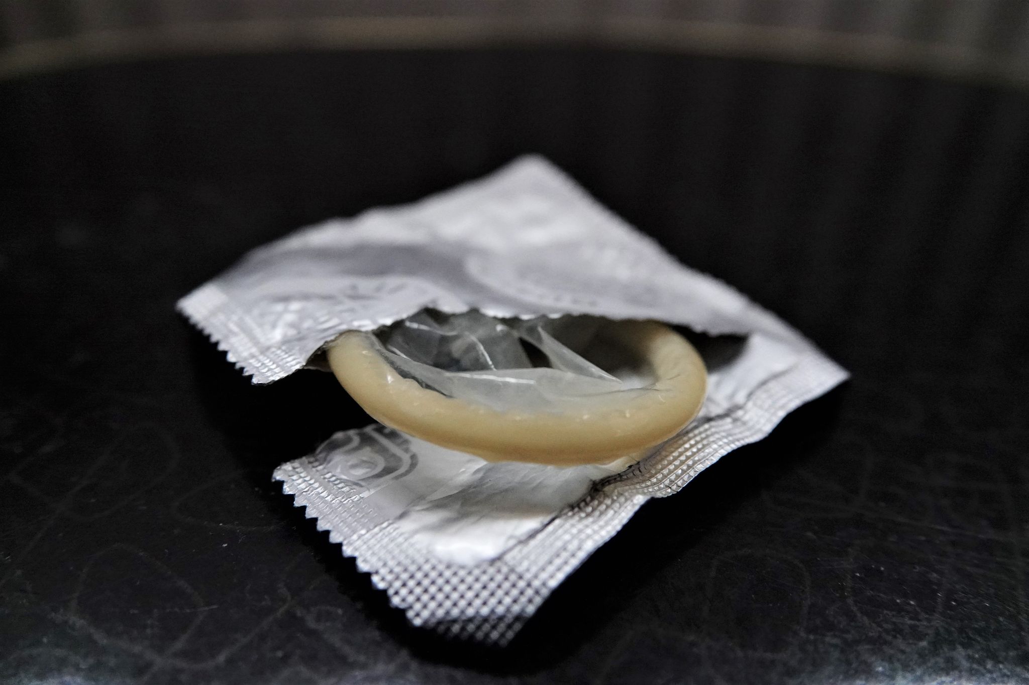 Immer mehr Menschen in Deutschland verhüten lieber mit Kondom als mit Pille.