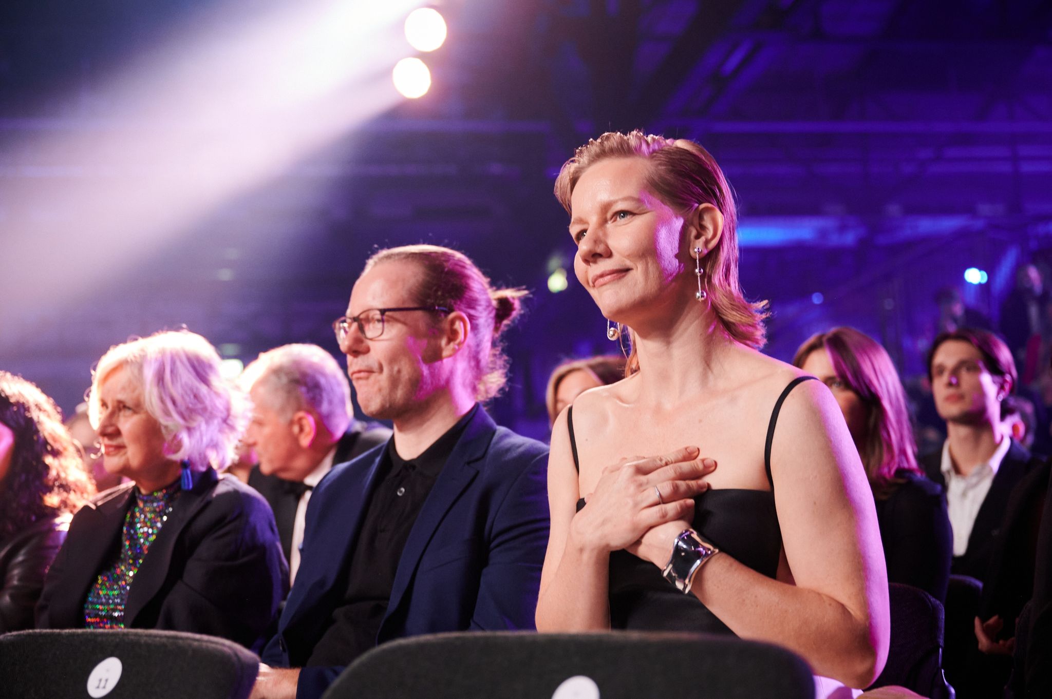 Sandra Hüller freut sich über Nominierungen und Preise.