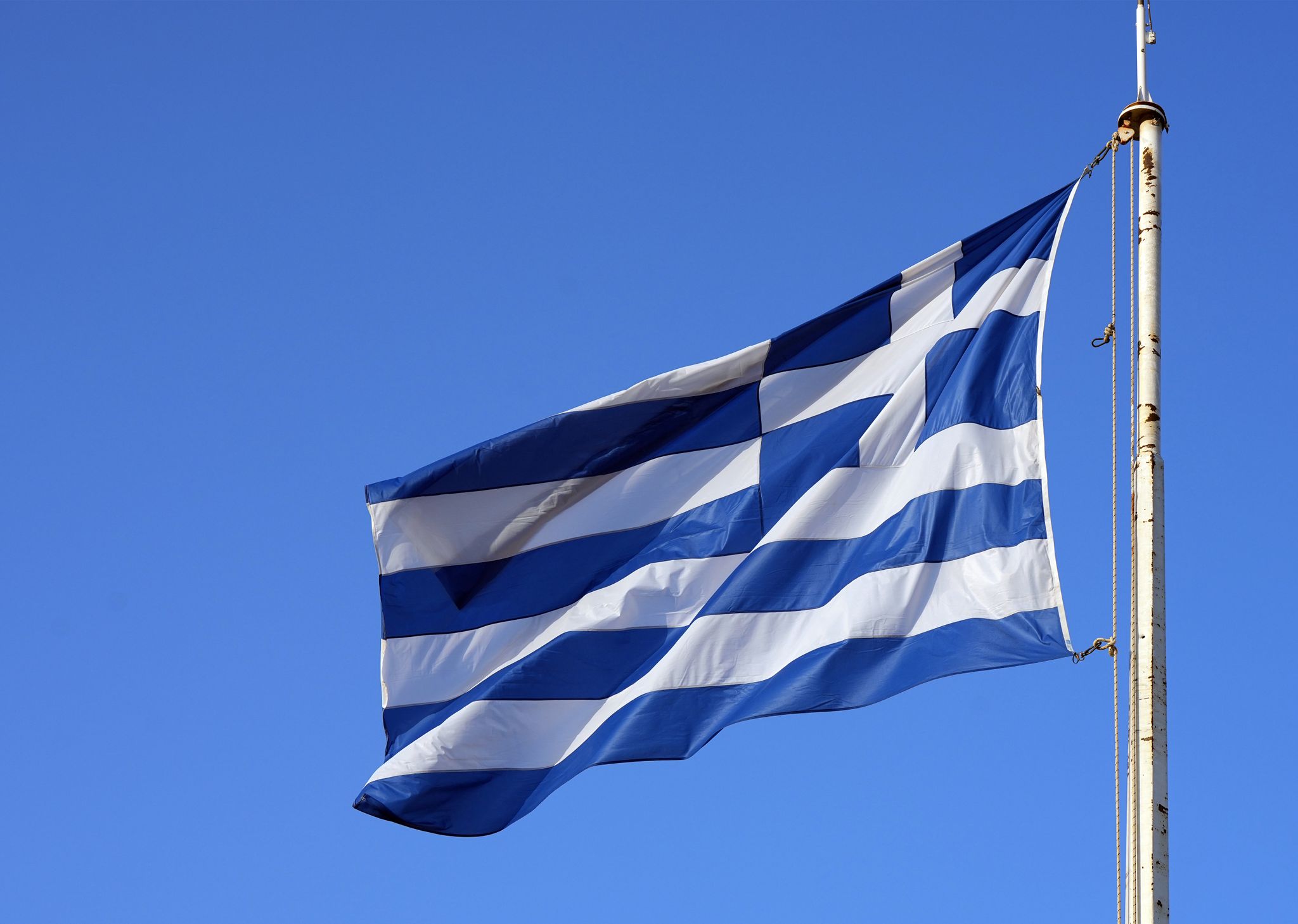 Erneut zahlt Griechenland Kredite aus der Schuldenkrise früher ab.