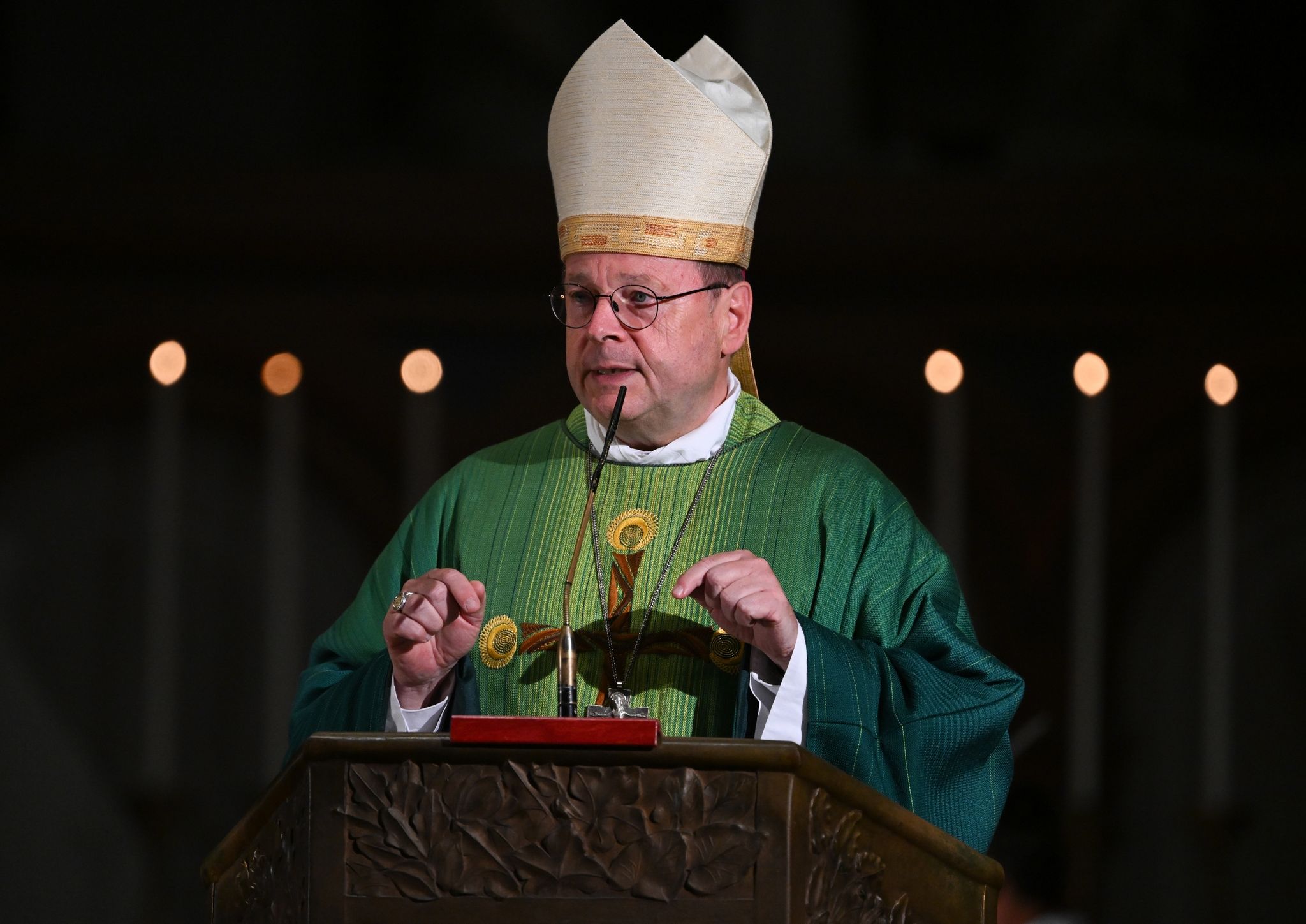 «Das Vertrauen, vor allem in die katholische Kirche, ist enorm gesunken»: Bischof Georg Bätzing.
