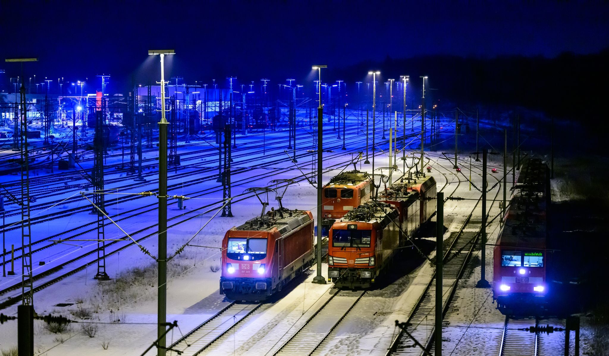 Der Streik der Lokführergewerkschaft GDL kann wie geplant stattfinden. Das Hessische Landesarbeitsgericht in Frankfurt hat einen Antrag der Deutschen Bahn auf eine Einstweilige Verfügung gegen den Streik abgelehnt.