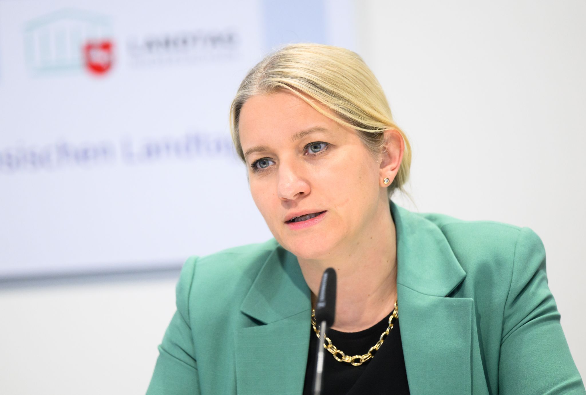 Einige Delikte sollten nach Ansicht von Niedersachsens Justizministerin Kathrin Wahlmann (SPD) härter bestraft werden.