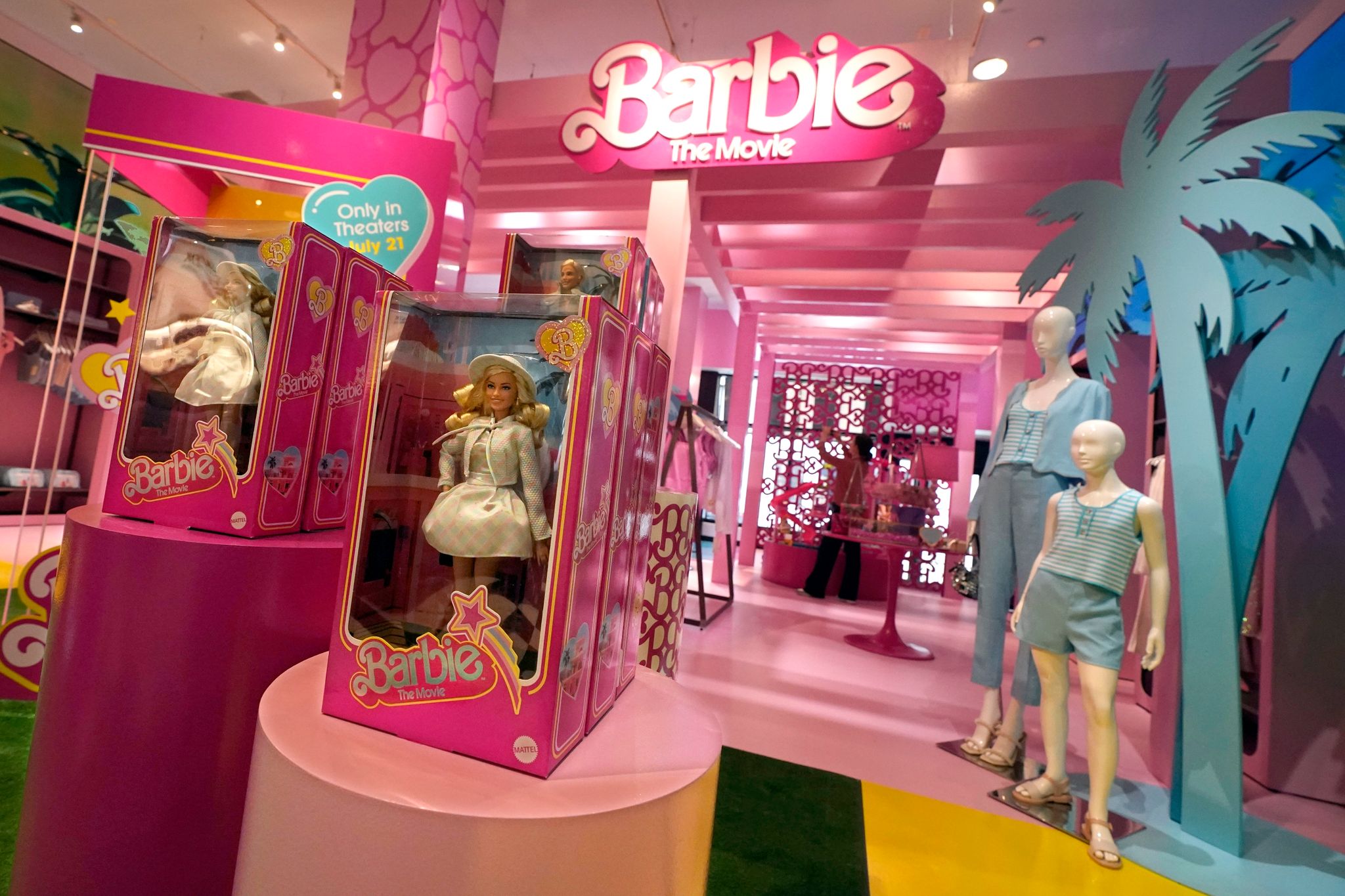 Der «Barbie»-Film hat weltweit mehr als eine Milliarde Dollar eingespielt und auch das zuvor oft schwächelnde Interesse an Barbie-Produkten angekurbelt.